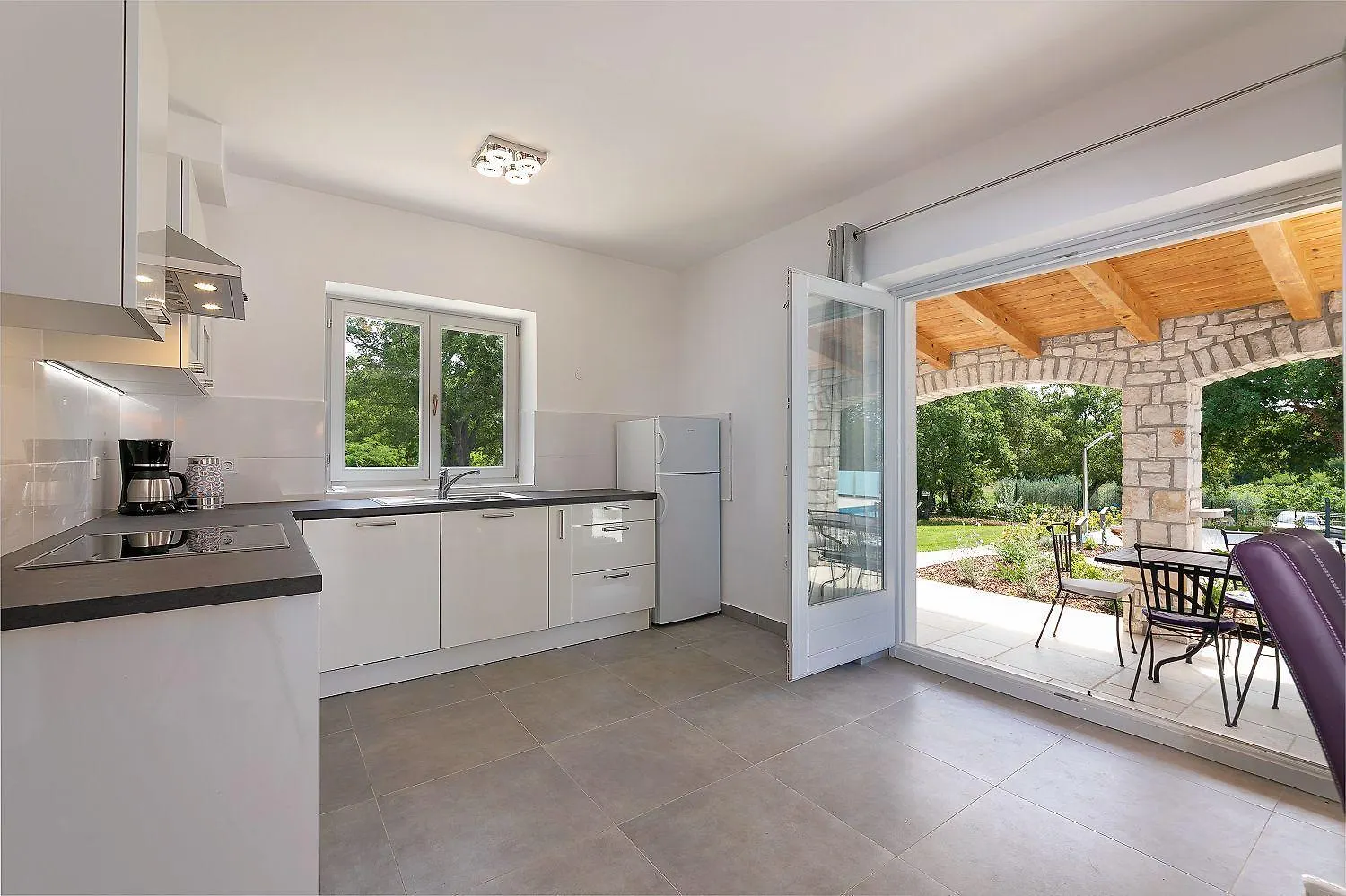 Strandnahe Steinvilla Nur 800 Meter Zum Strand Mit Privatpool, Bbq, Waschmaschine Funtana Holiday home