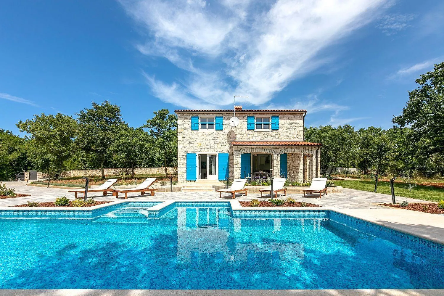 Strandnahe Steinvilla Nur 800 Meter Zum Strand Mit Privatpool, Bbq, Waschmaschine Funtana Croatia